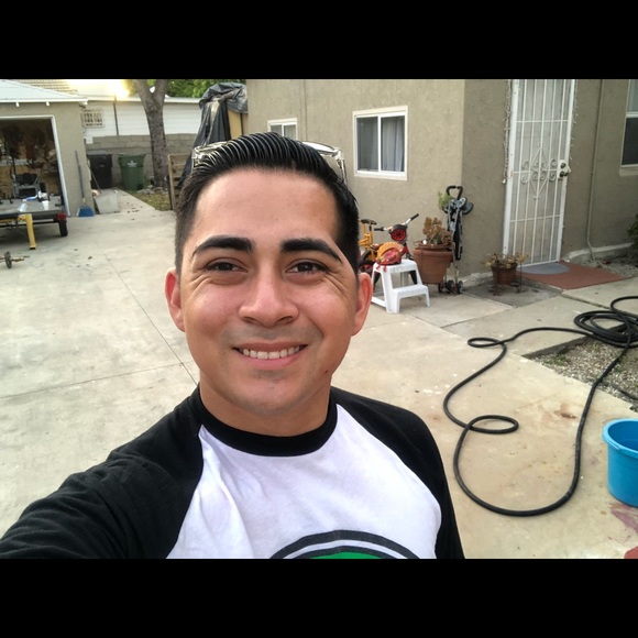 Meet your Posher, Nick - Picture 5 of 5